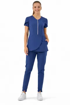 Imperial Berry - Kadın Likralı Medikal Scrubs Üniforma Takımı Doktor Hemşire Hastane Forması - Lacivert (KMR57)