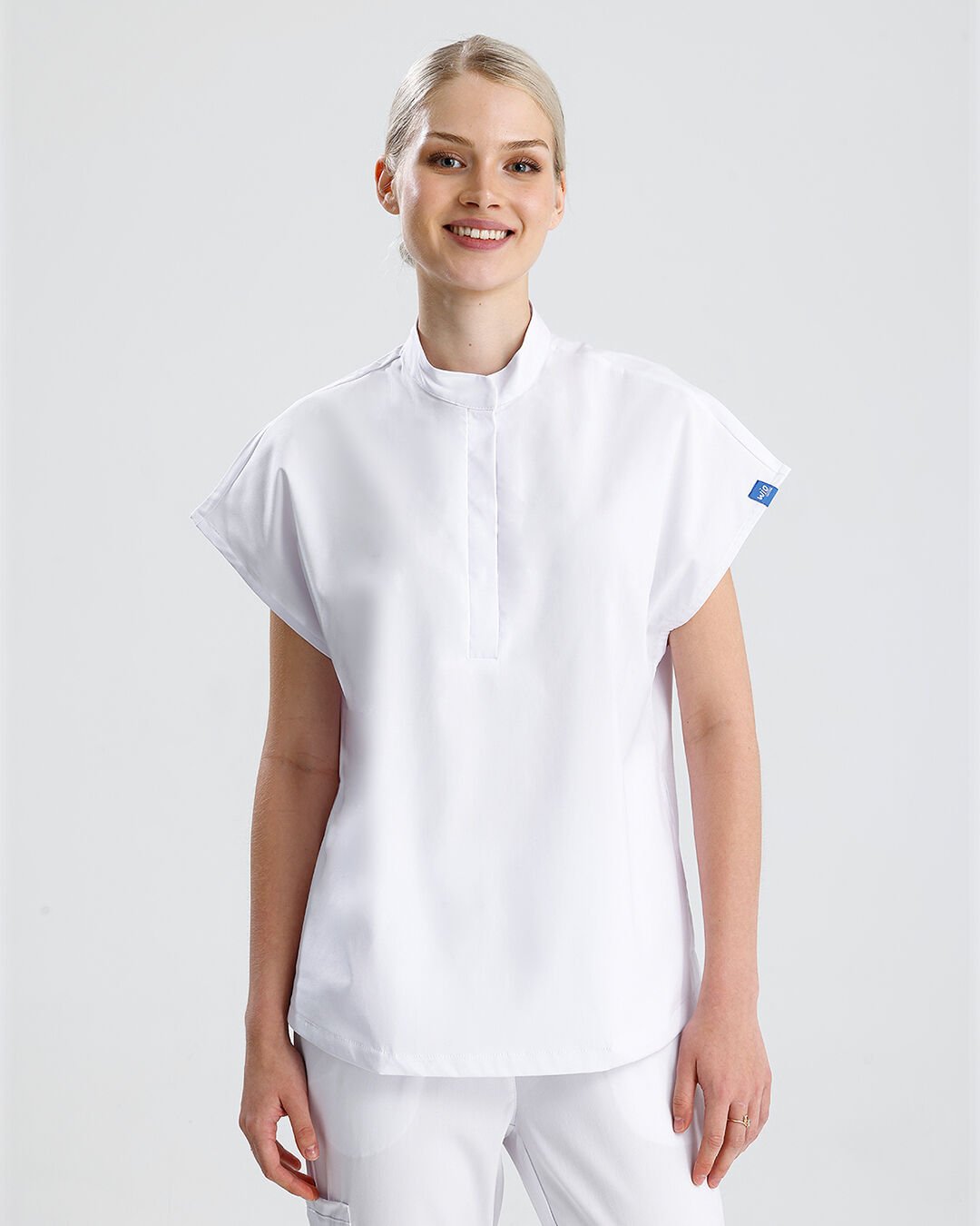 Sanem- Kadın Likralı Beyaz Doktor Hemşire Cerrahi Üniforma Üst