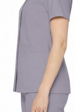 İmperial - Alya Kadın Likralı Medikal Scrubs Üniforma Üst Doktor Hemşire Hastane Forması Üst - Lila